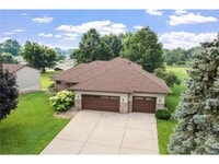 Building Photo - 1008 3rd St NE