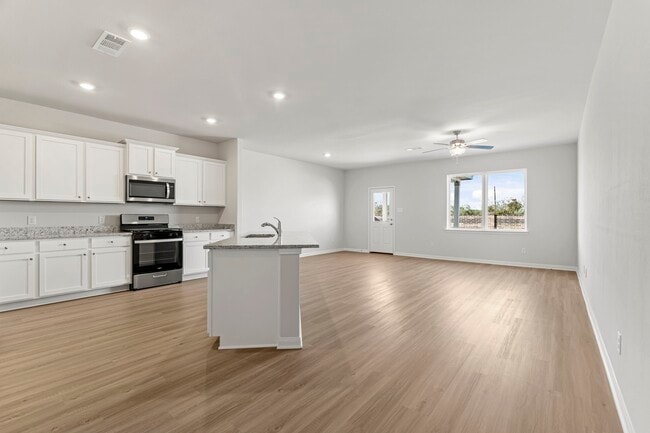 Building Photo - 2550 Green Jasper Dr