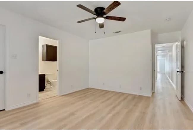 Building Photo - 403 N Burdette Ave