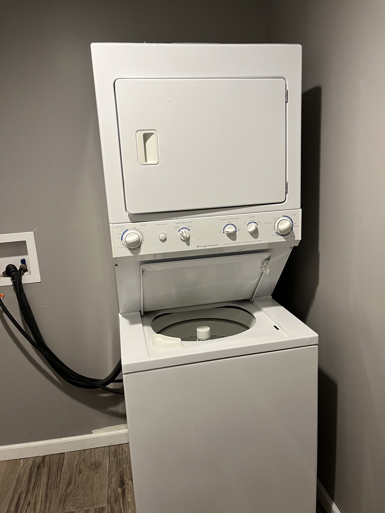 Laundry - 1381 Randall St