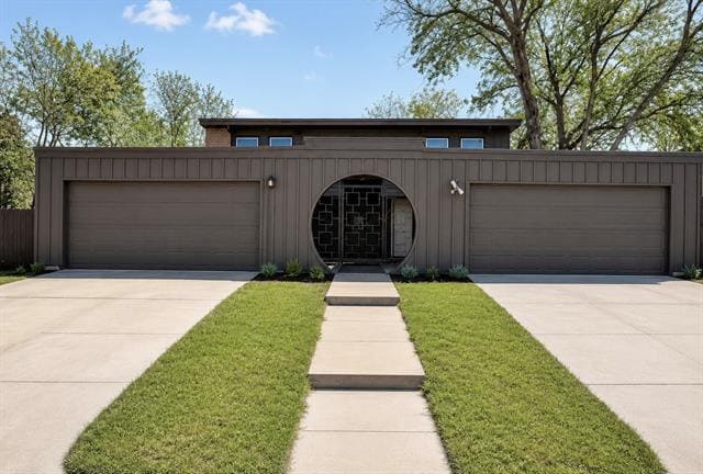 Building Photo - 6321 Walraven Cir