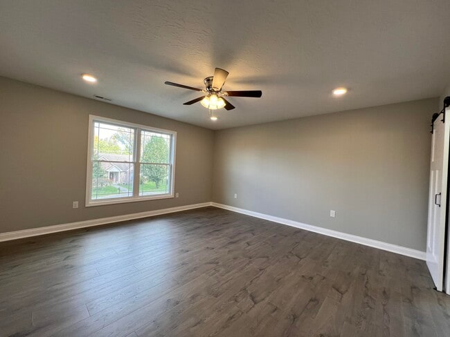 Building Photo - 309 Gallahadion Ct