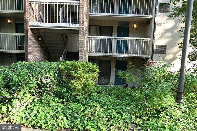 Building Photo - 1578 Moorings Dr