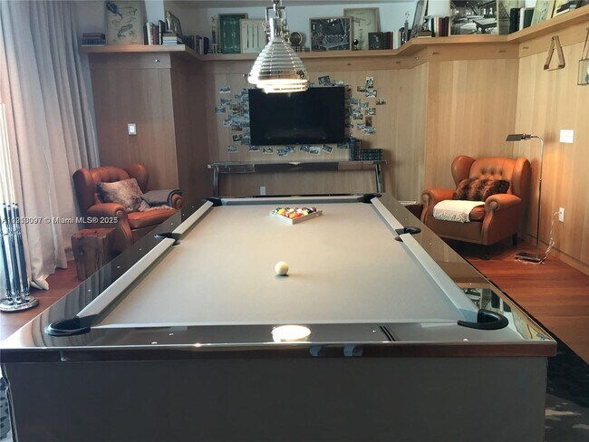 Building Photo - 1300 S Miami Ave