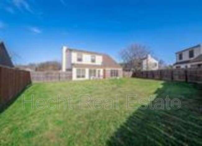 Building Photo - 16501 Spotted Eagle Dr