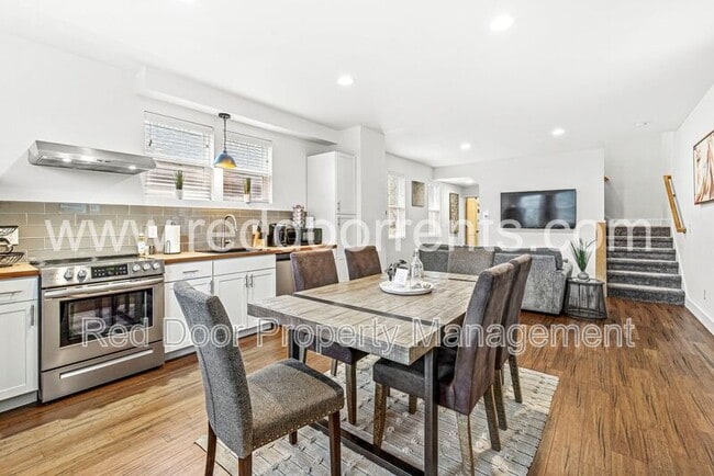 Building Photo - 1619 N Tacoma Ave