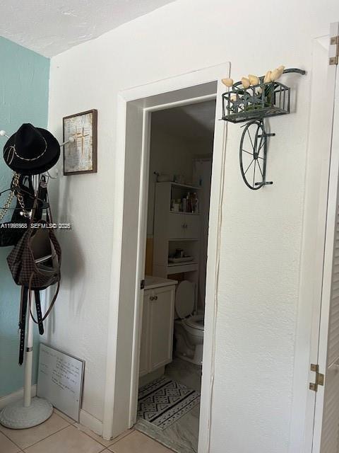 Building Photo - 1230 W 54th St