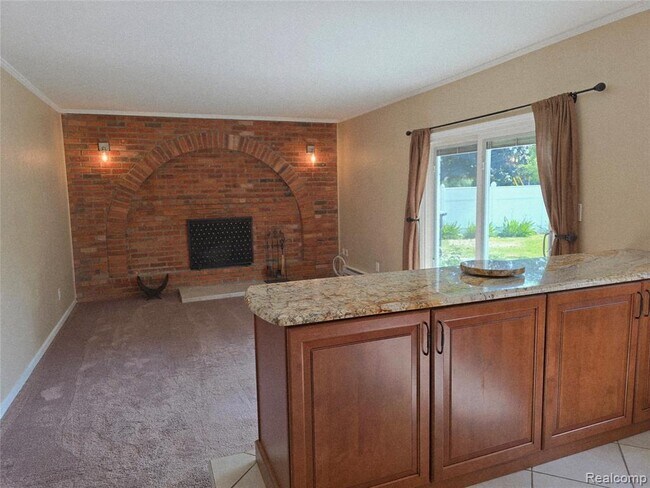 Building Photo - 18041 Fairway