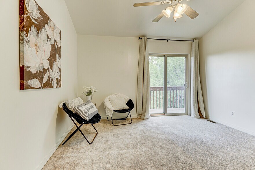 Building Photo - 619 Manitou Blvd