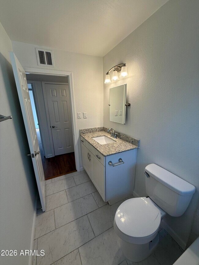 Building Photo - 2405 W Citrus Way