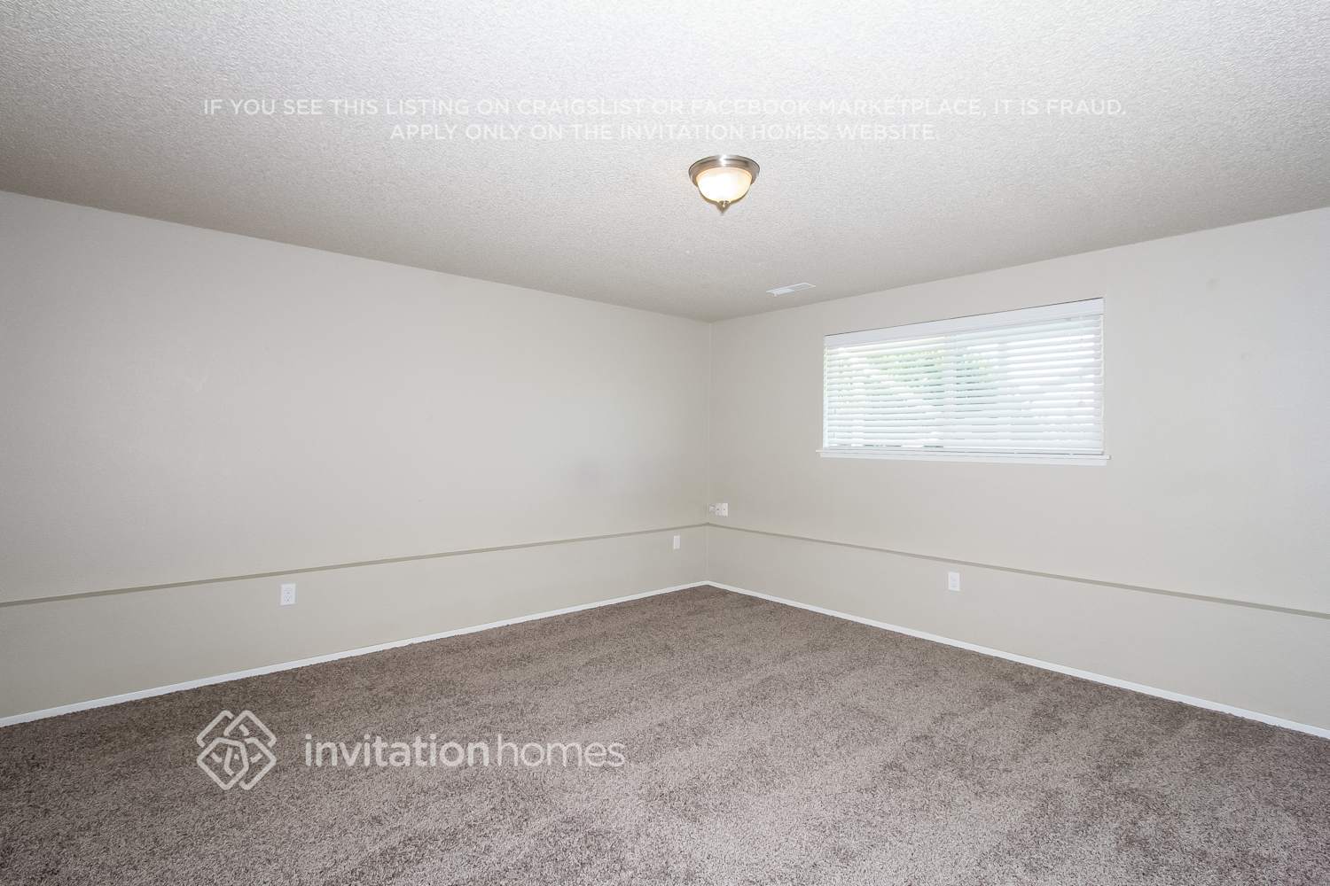 Building Photo - 2401 N Narrows Dr