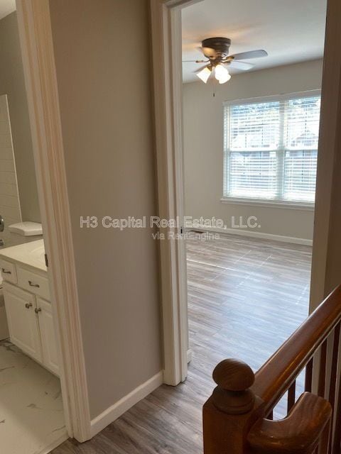 Building Photo - 2852 Fairway Dr