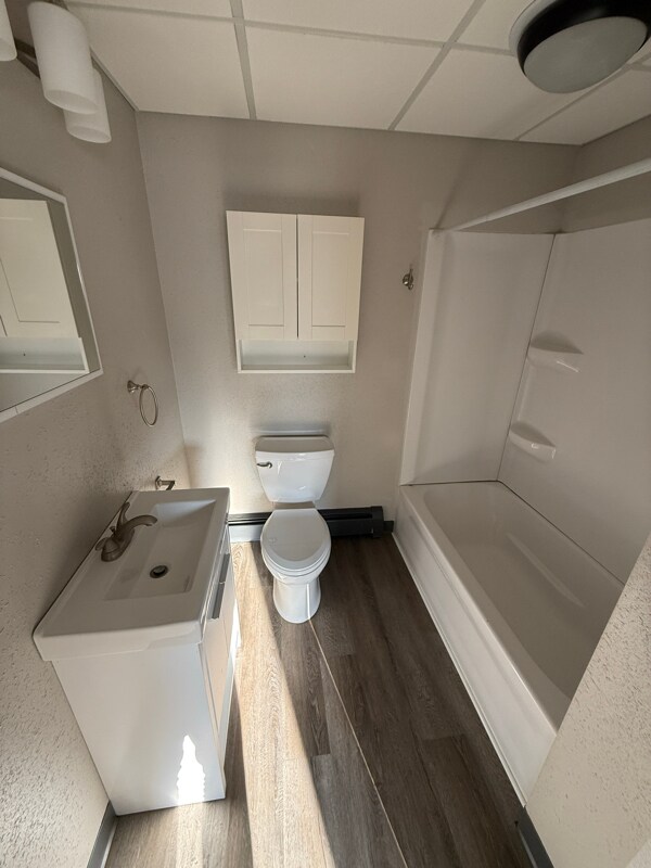 Building Photo - 112 W 1st St