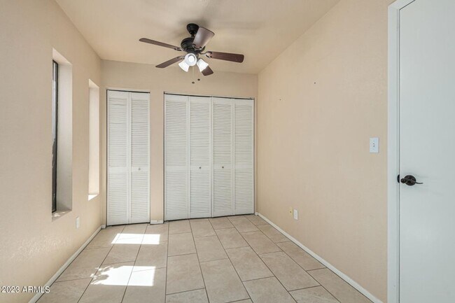 Building Photo - Gorgeous 2/2 bed/bath in North Phoenix by ...