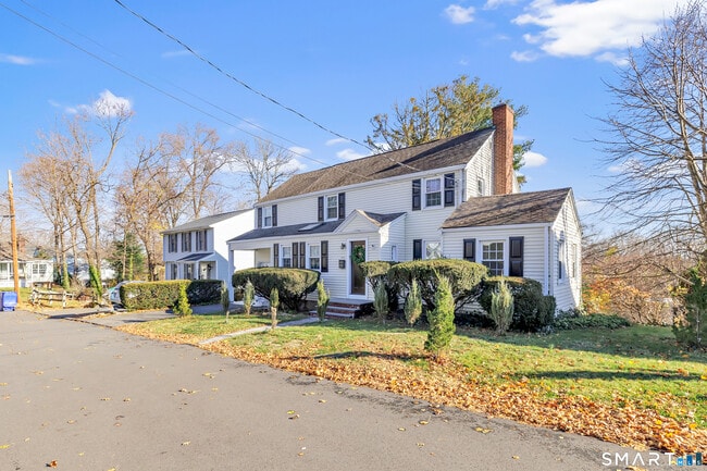 Building Photo - 124 Stiles St