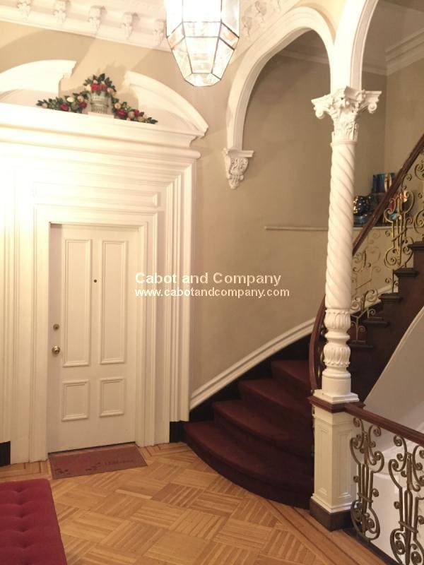 Building Photo - 127 Beacon St