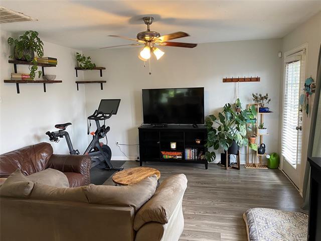 Primary Photo - 5610 Vickery Blvd