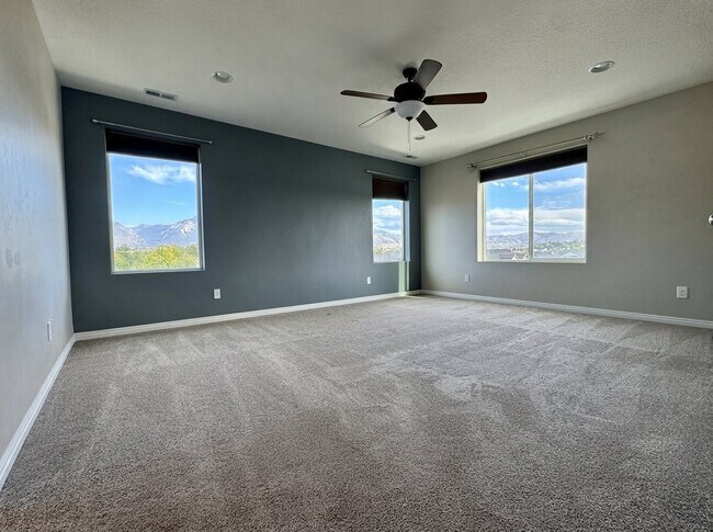 Building Photo - 9399 Koch Dr