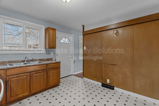 Building Photo - 10314 Viscount Dr