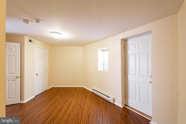 Building Photo - 1635 Passyunk Ave