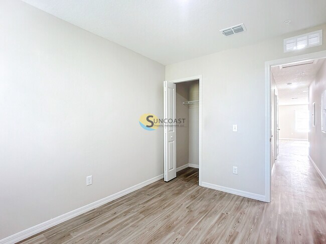 Building Photo - 11479 Oakfield Ct
