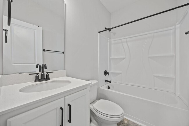 Building Photo - 629 Longstanton Ave