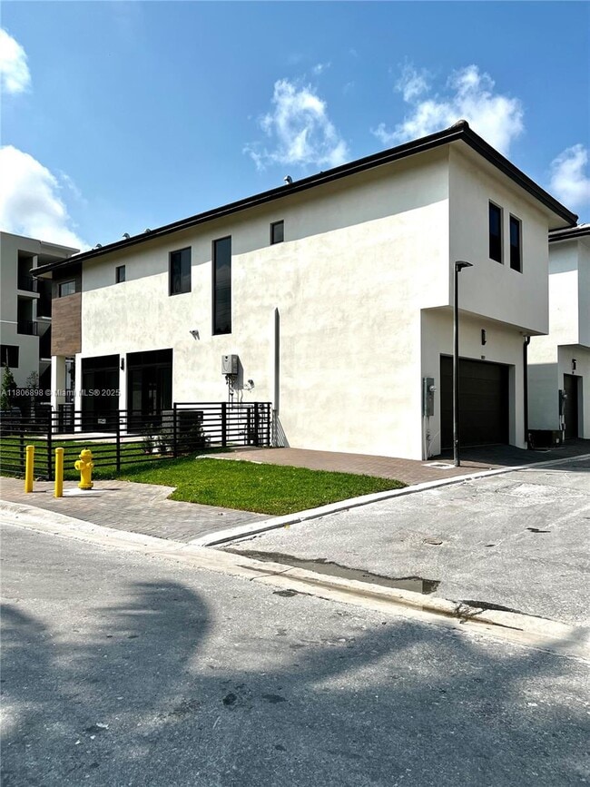 Building Photo - 8003 NW 42nd St