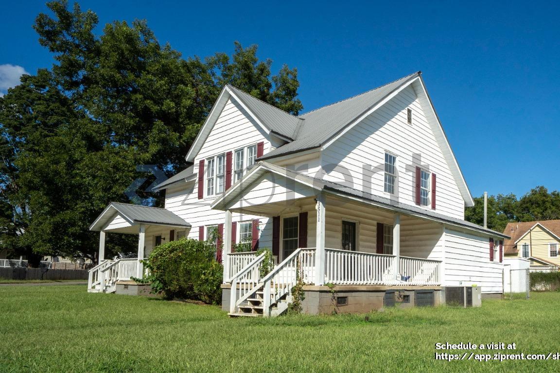 Building Photo - 3511 Clopton St SW