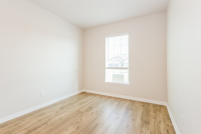 Building Photo - 408 San Miguel Crk Dr