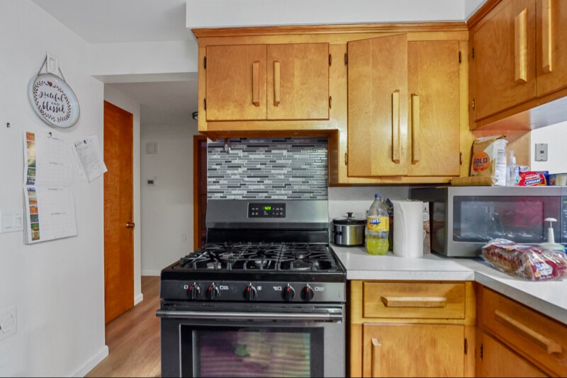 Building Photo - 1814 E Main St