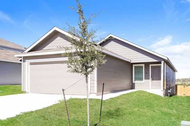 Building Photo - 3222 Roslyn Grist