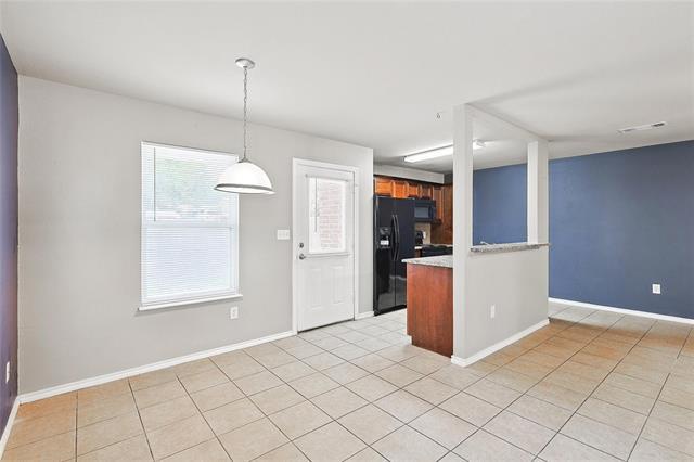 Building Photo - 819 Parkplace Ridge