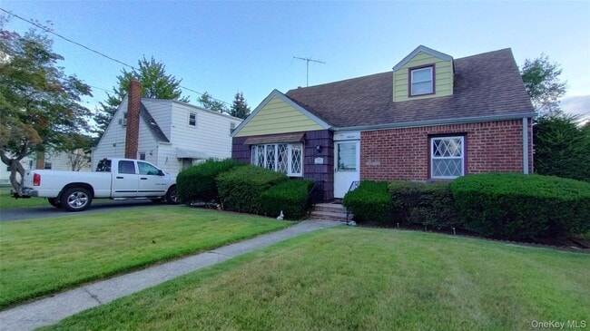 Primary Photo - 111 Central Ave