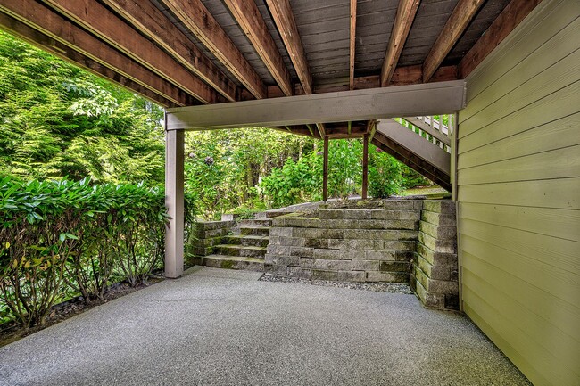 Building Photo - Mukilteo Townhome