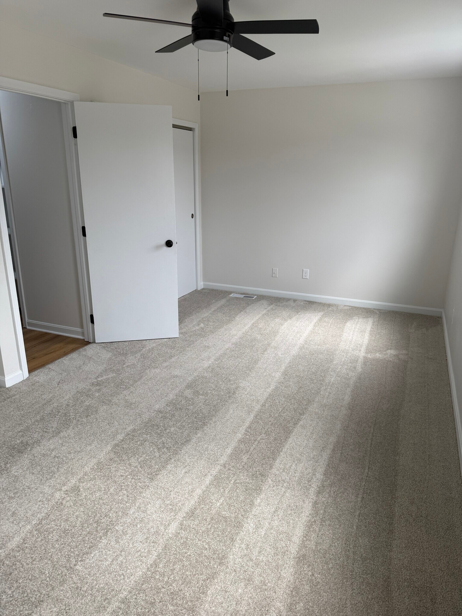 Building Photo - 951 Villa View Ct