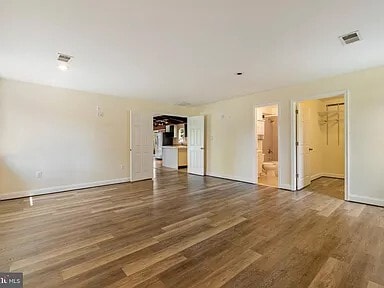 Building Photo - 3026 Cedar Hill Rd