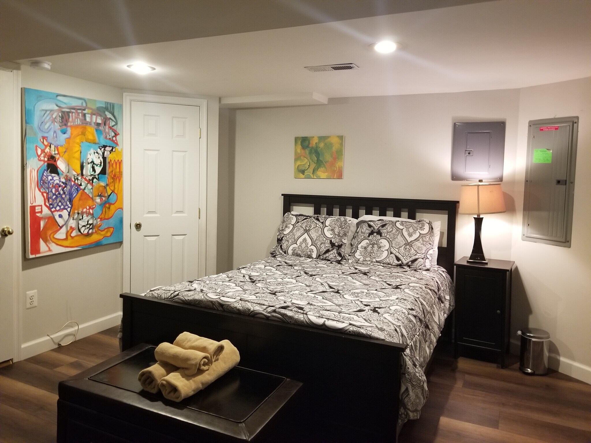 Large bedroom - 1023 Columbia Rd NW