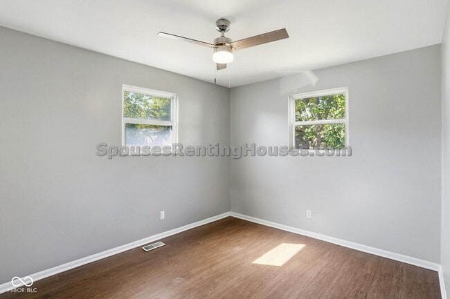 Building Photo - 1414 Ingomar St