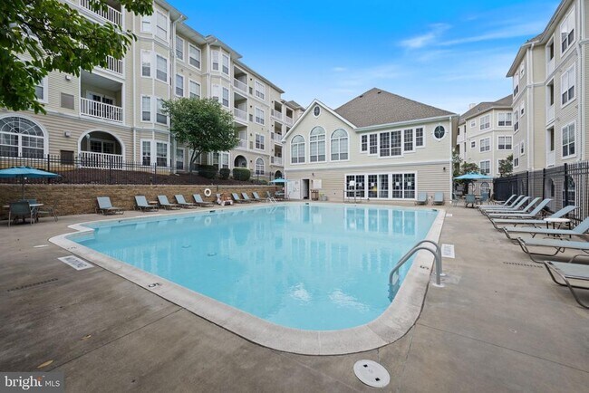 Building Photo - 4551 Strutfield Ln
