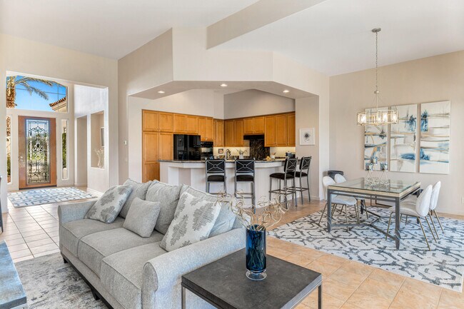 Building Photo - 701 Indian Ridge Dr