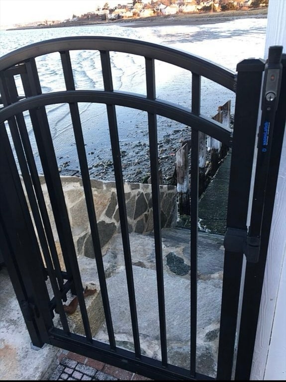 Building Photo - 39 Castle Rd