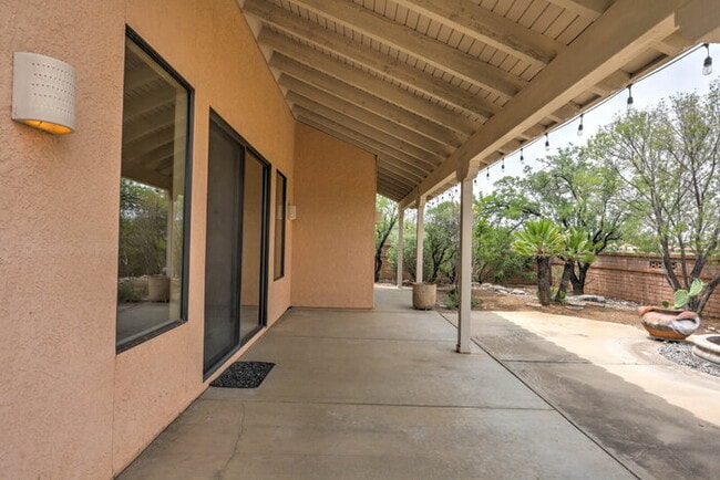 Building Photo - San Ignacio Vistas - Green Valley (Age Restricted community, at least one person must be 55 or ol...