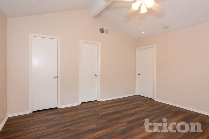 Building Photo - 16230 Rancho Blanco Dr