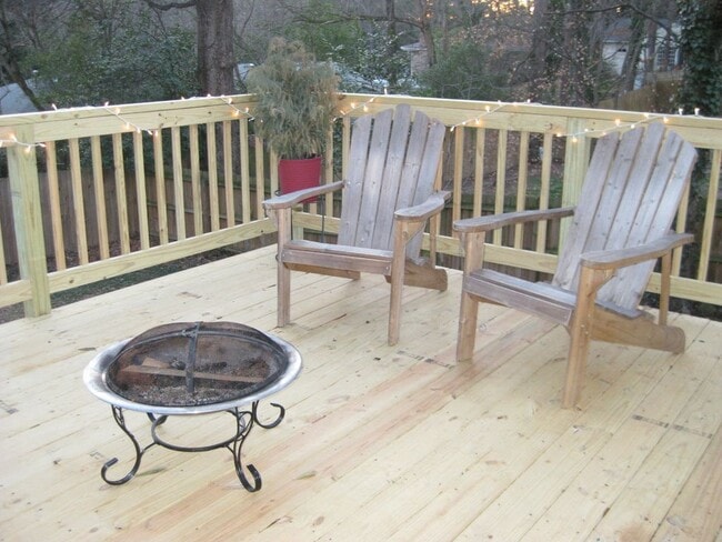 Building Photo - 1205 Ogilvie Dr NE