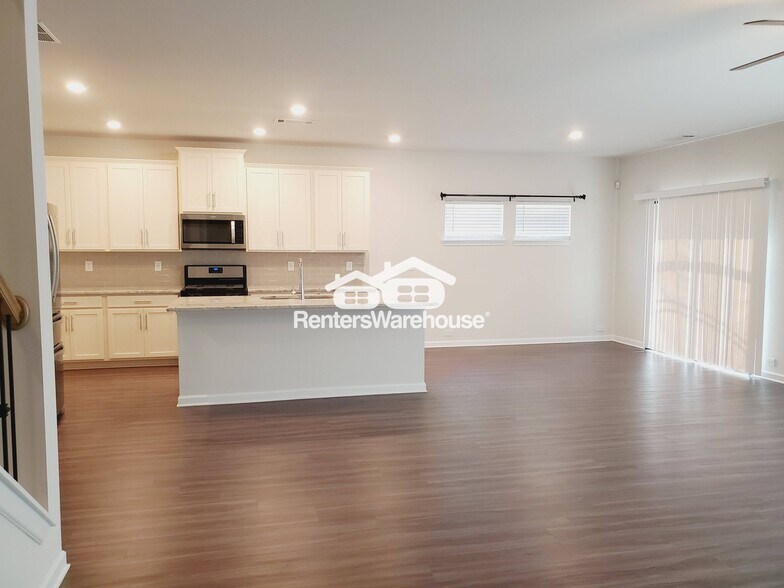 Building Photo - 3519 Argent Way