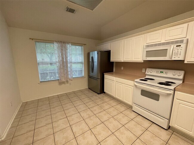Building Photo - 21315 Pepperberry Trail