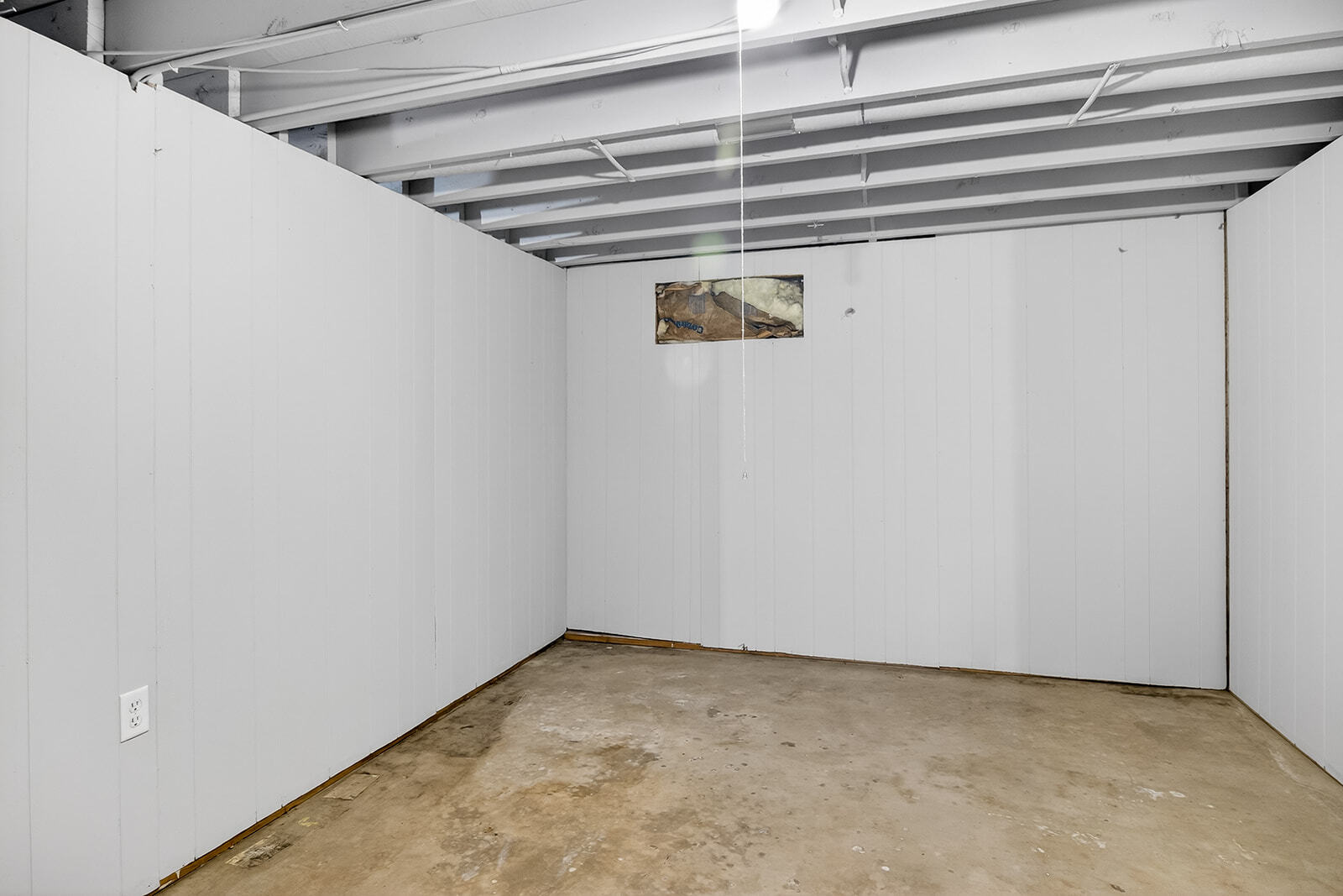 Building Photo - 7407 Saturn St