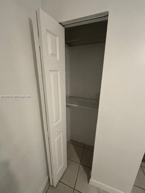 Building Photo - 541 E 16th St