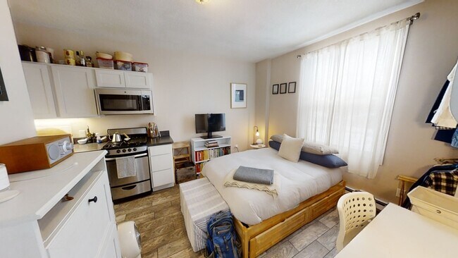 Building Photo - 1110 Granger Ave