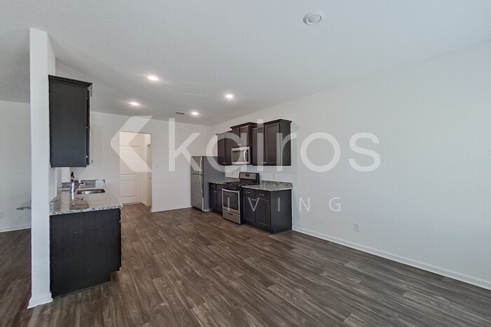 Building Photo - 914 Shady Brk